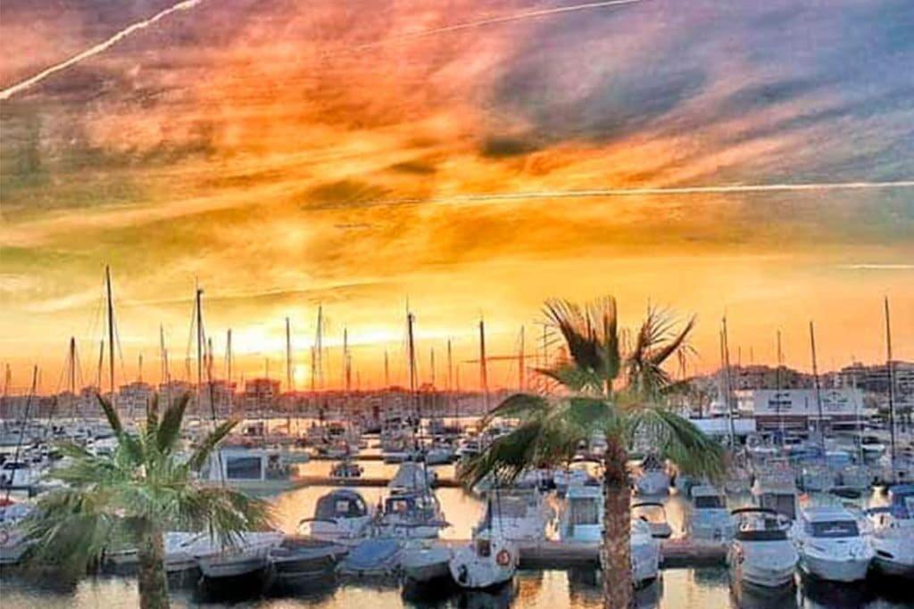 Piso Centro Ciudad Club Nautico Lägenhet Torrevieja Exteriör bild